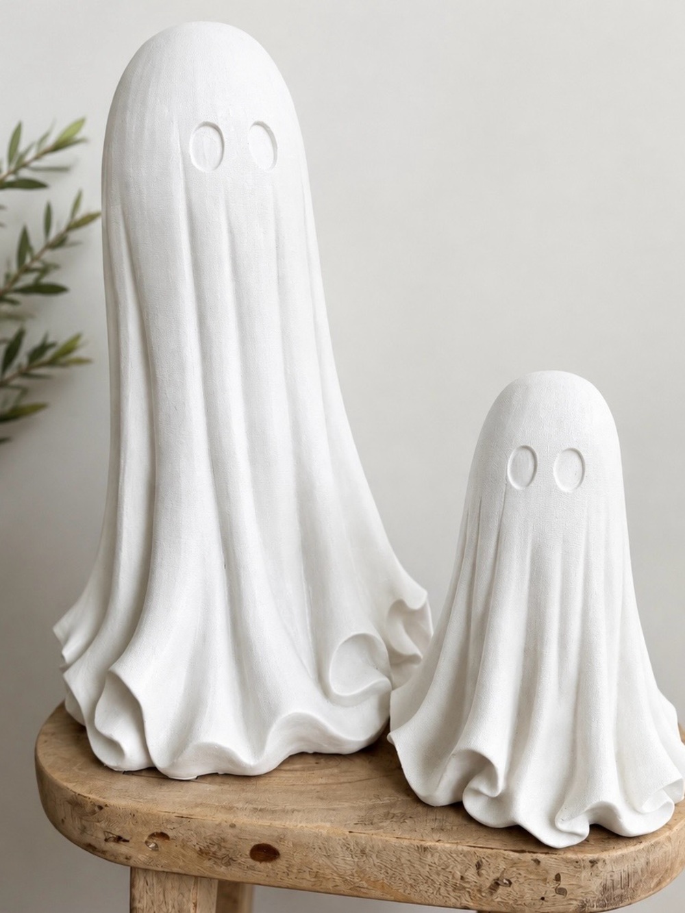 Resin cheesecloth LED ghost set